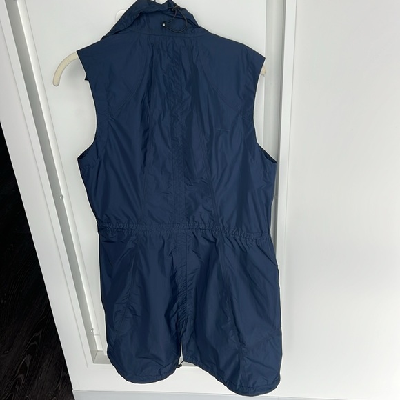 Athleta vest - Picture 3 of 3